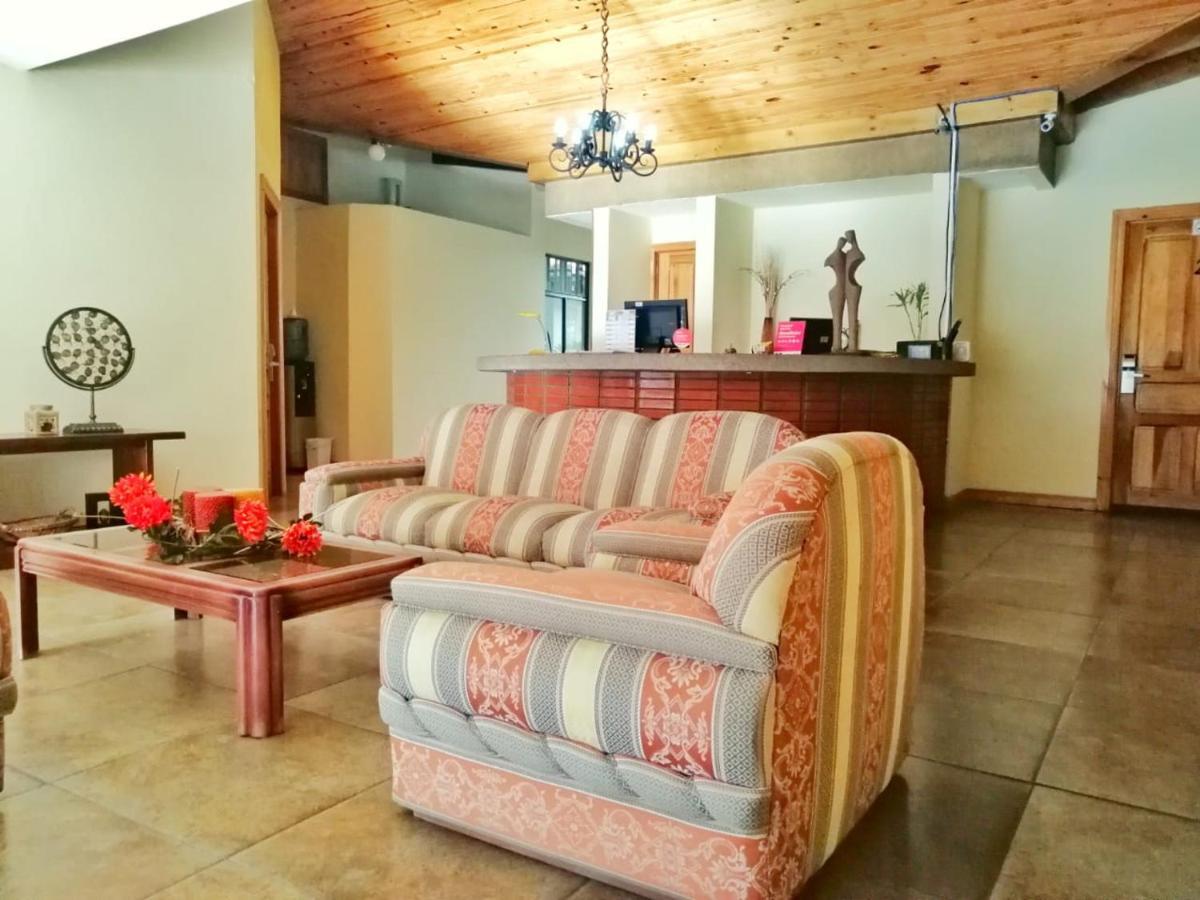 Apartotel Don Francisco San José Esterno foto