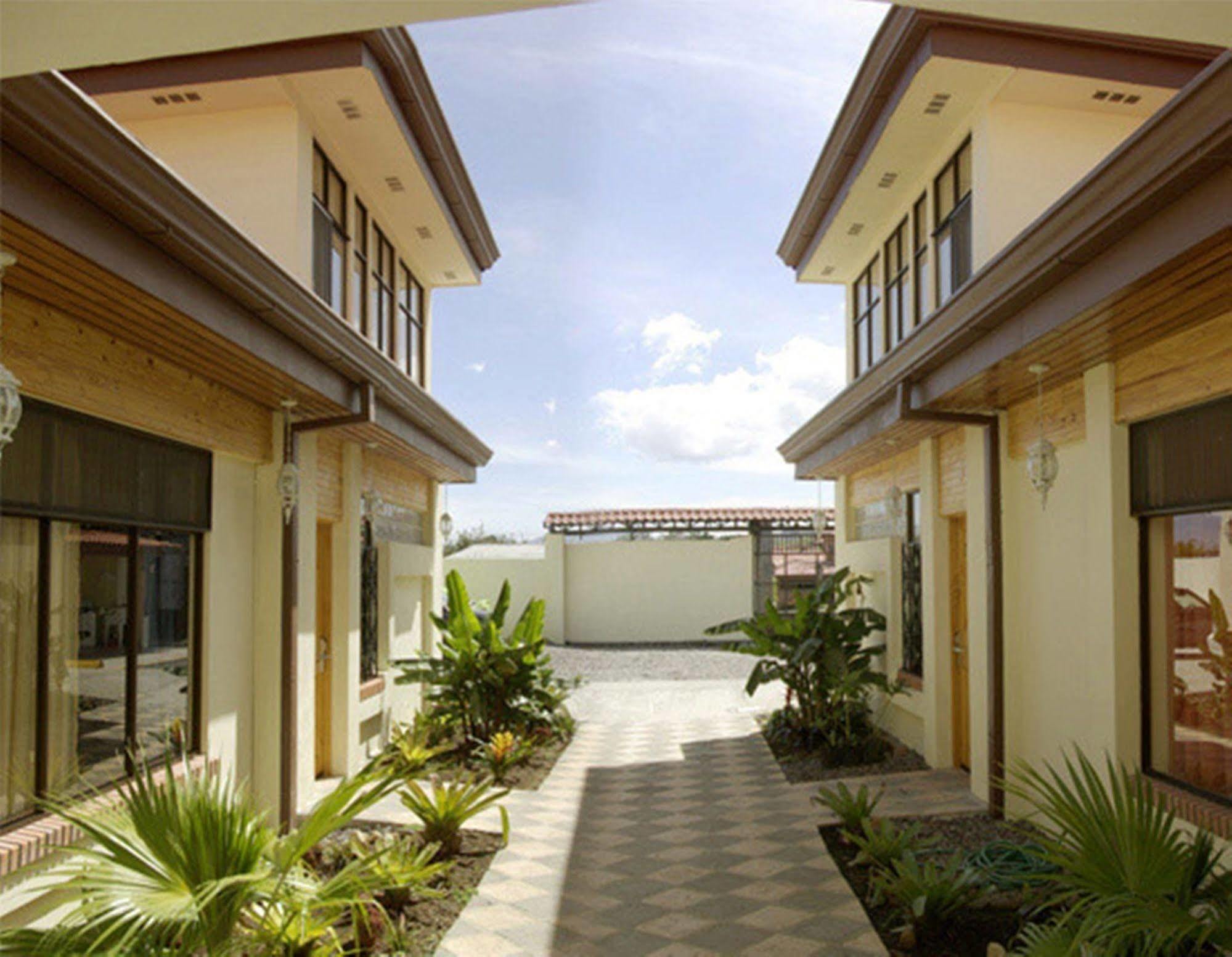 Apartotel Don Francisco San José Esterno foto