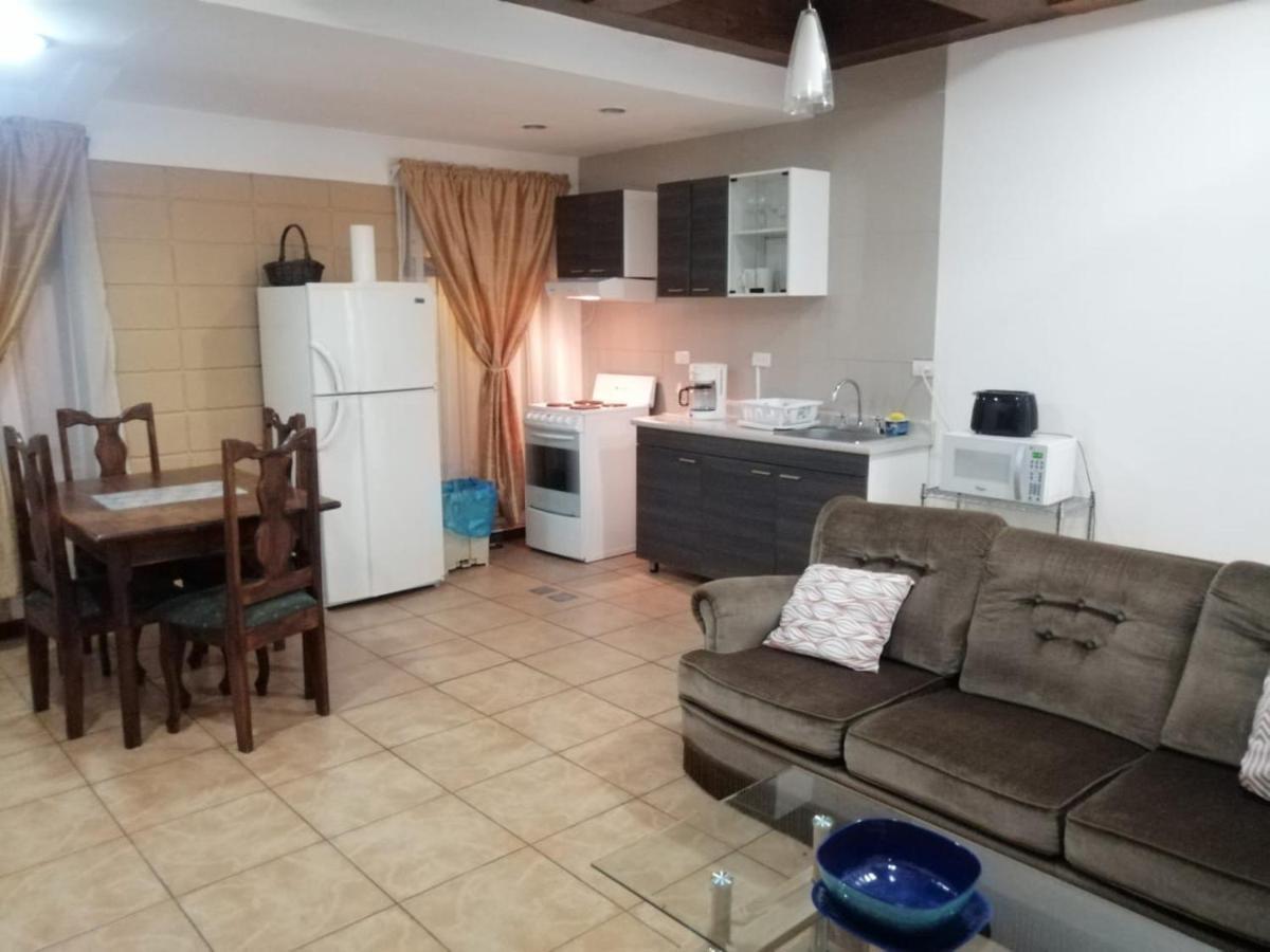 Apartotel Don Francisco San José Esterno foto