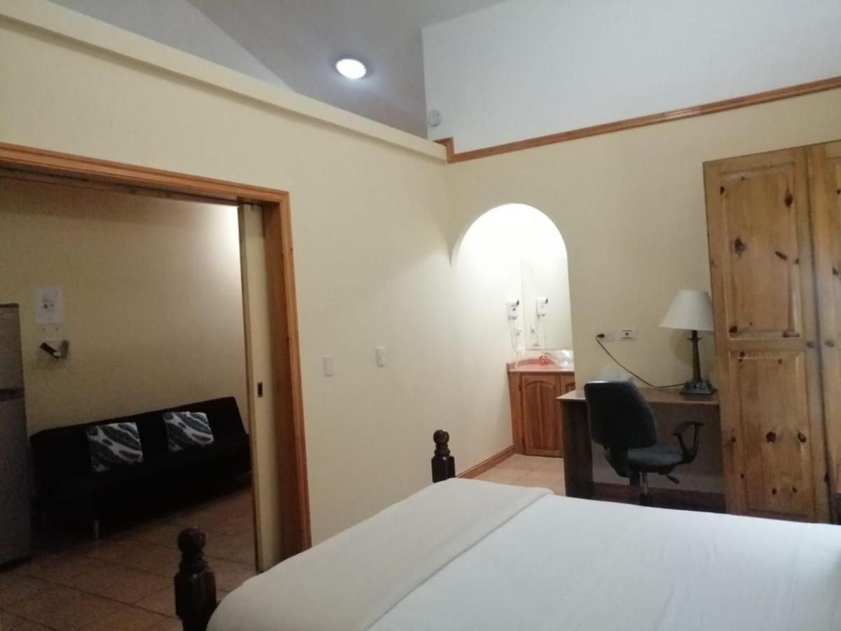 Apartotel Don Francisco San José Esterno foto